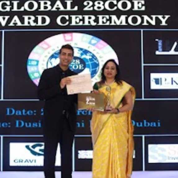 Award Ceremony Photo 10